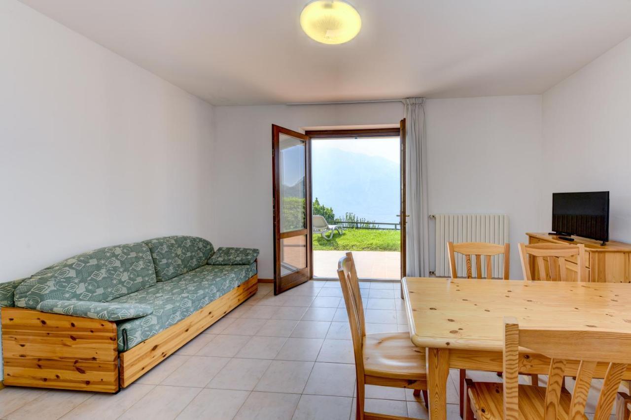 Residence Altogarda Tremosine Екстериор снимка